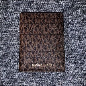 NWT MK passport holder